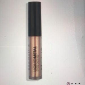Liquid metal eyeshadow NWT ModelCo